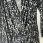 Karen Kane  Monochrome Patterned Dress Photo 5