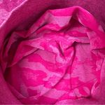 NVGTN Camo Fuchsia Pink Seamless Leggings Pant Size XL Yoga Workout Photo 5