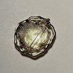 Avon Full Bloom Pansy Flower Brooch Pin Gold Tone Photo 5