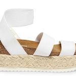 Steve Madden White Kimmie Sandals Photo 0