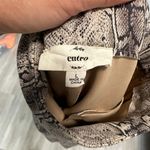 Entro Brown snakeskin shorts / skirts size L Photo 3