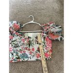 C/MEO COLLECTIVE  Digress Top White And Pink Floral Tropical Cropped Puff Sleeve Photo 7