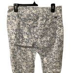 Jag jeans Jag Women’s Jeans Amelia Slim Ankle in Faded Blue and White Floral Print. NEW Photo 4