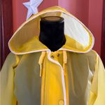 Hunter NWOT- Yellow Hooded Rain Coat Photo 4