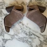 Vince Camuto $32 New! Women's Katnina Perforated Leather Ankle Bootie Brown Photo 9