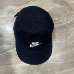 Nike  Unisex Black Cap Hat One Size Comfortable and Adjustable fit / Preowned Photo 2