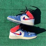 Air Jordan 1 MID SE GS 'Multicolored Swoosh' Size 7y Women’s Size 8.5 White Photo 1