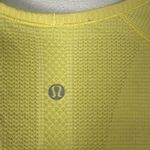 Lululemon Run Swiftly Tech VNeck Short Sleeve Womens Top Size 6 Neon Yellow Photo 2