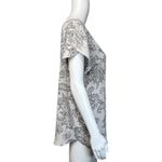 Loft  Shirt Womens Large Gray White Paisley Blouse Neutral Cutout Office‎ Casual Photo 1