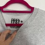 Taylor Swift  1989 Spotify Fans First Crewneck Sweatshirt in Gray XS Photo 2