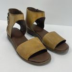 Gee Wa Wa Faye Leather Sandal Size 8 mustard tan distressed Photo 2