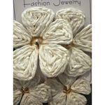 White Raffia Flower Earrings Gold Tone Drop Dangle Statement Lightweight Photo 1