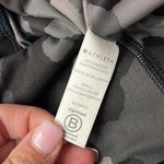 Athleta  Lightning Camo 7/8 Tight Black Gray Women's XS Photo 9