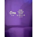 Zyia  Active Purple Capri Leggings Size 8-10 Photo 2