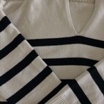 Amazon  Sweater Striped Photo 2