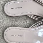 14th & Union  Tan Faux Parent Leather Sandals sz 8.5 Photo 3