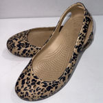 Crocs Women Boulder Colorado Animal Print SlipOn Gorpcore Water Ballet Flat Sz 6 Photo 0