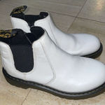 Dr. Martens Dr.‎ Martens Air Wair 2976 Quad Chelsea Boots White Size 6W Photo 0