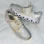 On Cloudswift 4 Running Sneakers sz 11 White Photo 0