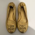 Tory Burch  Reva Gold Metallic Ballet Flats Grained Leather Logo Size 7 Y2K Photo 2