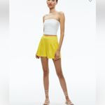 Alice + Olivia Conry Pleated Linen Blend Shorts Photo 2