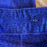 Athleta  Leggings Womens Small Asym Camo Sonar 7/8 Tight Purple Blue EUC Photo 8