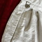 Liz Claiborne Liz Golf By Shorts Womens Cream Size 4 Chino Bermuda pocket Photo 3