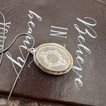 Vintage Floral Locket Necklace – 70s/80s Yellow Rose Cabochon on 20” Chain Silver Photo 4