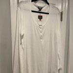 Eddie Bauer NWT  Size XL White Cotton Scoop Neck Snap Long Sleeve Henley Top Photo 2