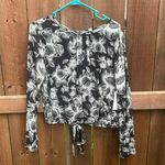 Melrose and Market  Floral Hatchback Bell Sleeve Black Blouse Size Small NWT Photo 0