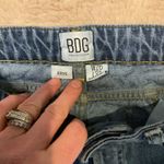BDG Jessye Denim Jeans Size 26 Two Tone Raw Hem Blue 27" Inseam Photo 2