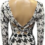 Guess Black and Cream Criss Cross Back Knit Long Sleeve Bodycon Midi Dress Small Photo 6