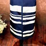 W By Worth  Wavy Stripe 100% Silk Twill Slim Skirt Navy/White size 10 Photo 4