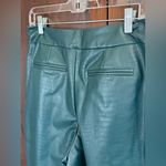 JASON WU Women's Faux Leather Croc Culotte Cropped Wide Leg Pants. Size 6 Green Photo 4