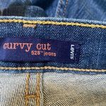 Levi’s 528 Curvy Cut Flared Denim Jeans in Blue Size 11 Photo 4