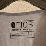 FIGS  Casma 3 pocket Scrub top size Medium Photo 3