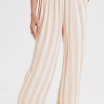 American Eagle Outfitters Cream Fabric Photo 1