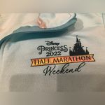 Disney Run  princess half marathon weekend jacket size large Photo 1