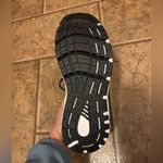 Brooks women’s Addiction GTS 15 running shoes sz 11 Photo 4