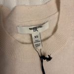 Banana Republic  Off-White 100% Cashmere Sweater Photo 1