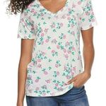 Mighty fine White and Green Fitted Short Sleeve Tee Photo 0