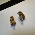 Monet Signed Gold Tone Cream Enamel Clip-on Clip On Earrings Photo 6