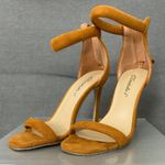 breckelle's Suede Tan Heels Photo 0