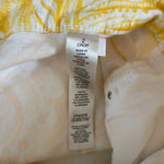 Chico's Women’s Chico’s platinum yellow and white paisley print crop pants Size 2 (L/12) Photo 3