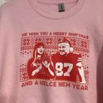 Gildan Taylor swift kelce swiftmas pink sweatshirt women’s size large funny Photo 4