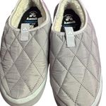 Kamik  Puffy Slippers Photo 0