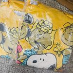 Hybrid Apparel Snoopy Peanuts and his friends yellow sweatshirt SZ L Photo 7