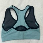Seamless Sports Bra Photo 4