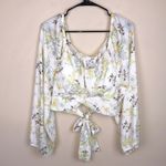 Madden NYC Women’s Floral Print Beige Crop Open Tie Back Long Sleeve Blouse Size undefined Photo 0