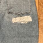 Madewell  mom jeans Light Blue‎ High Rise Distressed Jeans 30T Photo 2
